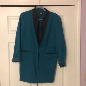 Blazer/ Statement coat